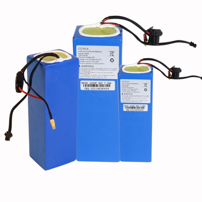 สกู๊ตเตอร์ไฟฟ้าแบตเตอรี่แบบพกพา 42V 15A 13.5 กก. แบตเตอรี่ชาร์จขนาดเล็ก