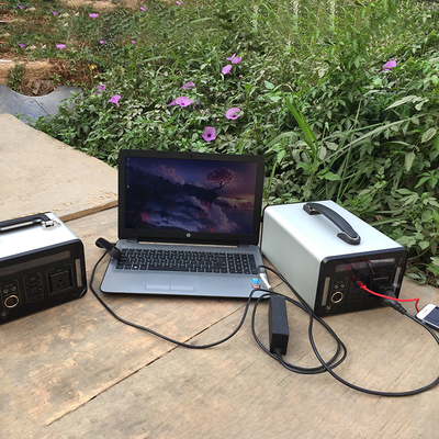 AC100V 270000mAh สถานีไฟฟ้าพกพากลางแจ้ง 1000W เครื่องกำเนิดไฟฟ้าพลังงานแสงอาทิตย์ 10 กก